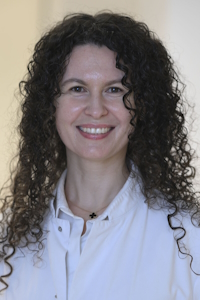 Oberärztin in der Wirbelsäulenmedizin Dr. med. Laura Ciornei-Irimie