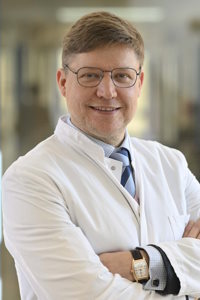 Leiter der Schulter- und Ellenbogenchirurgie Dr. med. Dmitry Kuznetsov